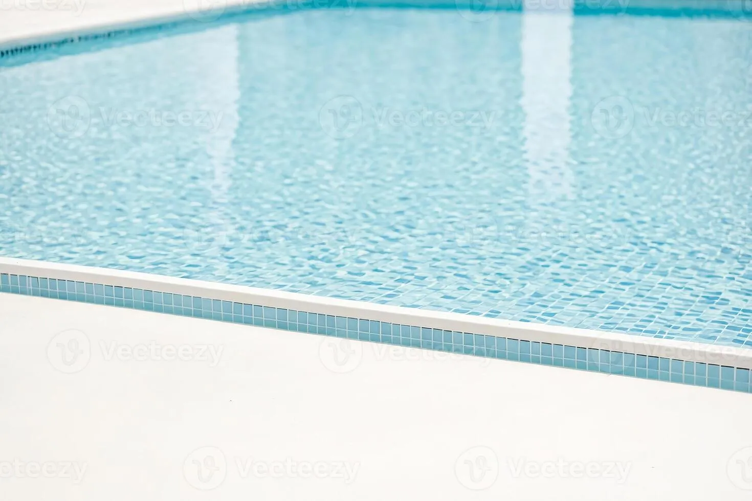 Autour de la piscine